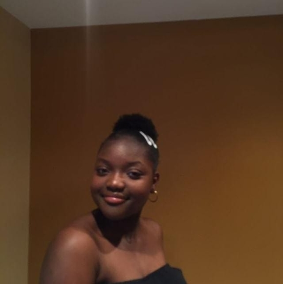 Meet your Posher, Maude - Picture 1 of 1